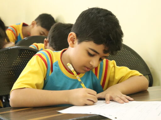 A Picture, A Prompt – and a Wave of Independent Thought at Walnut School