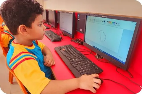 Walnut School campus life